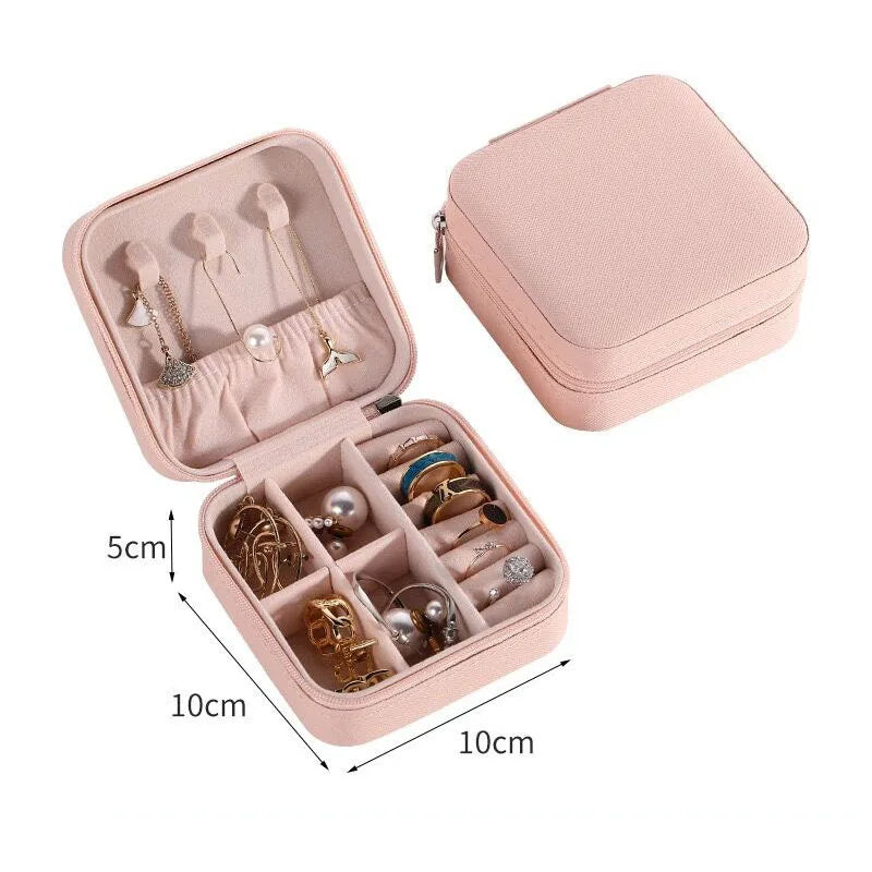 Personalized Bridesmaid Jewelry Case – Bachelorette & Wedding Gift